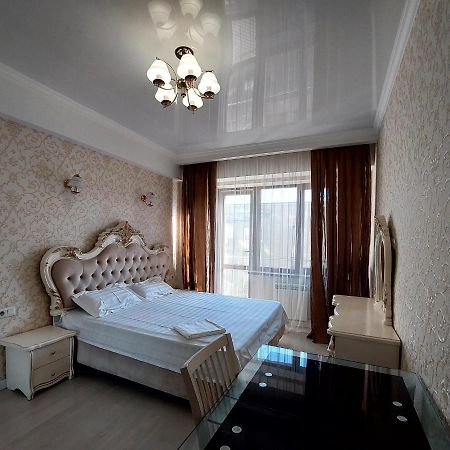 بيشكيك Elite Apartment In Street Mederova 50 المظهر الخارجي الصورة