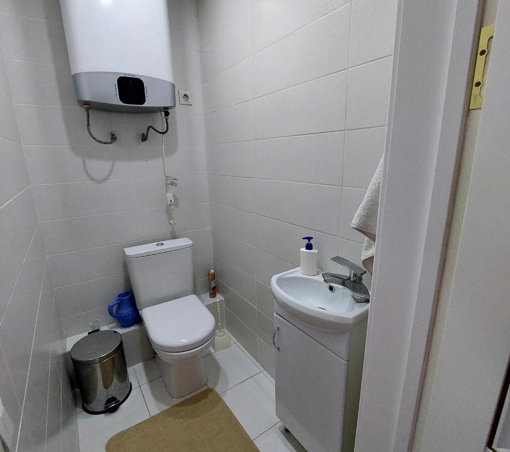 بيشكيك Elite Apartment In Street Mederova 50 المظهر الخارجي الصورة